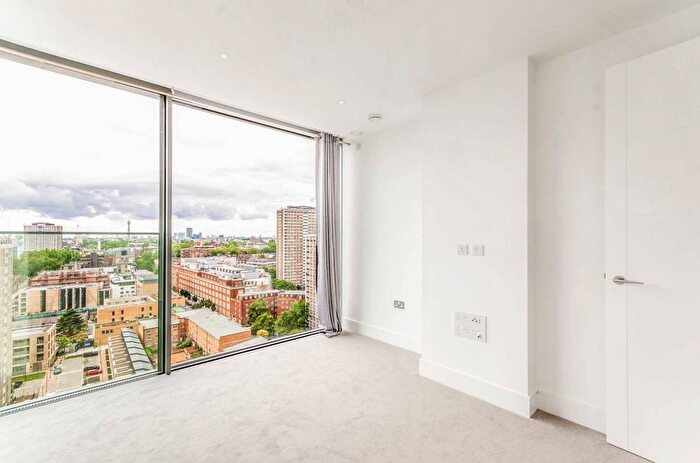 2 Bedroom Flat For Sale In Carrera Tower, Clerkenwell, London, EC1V