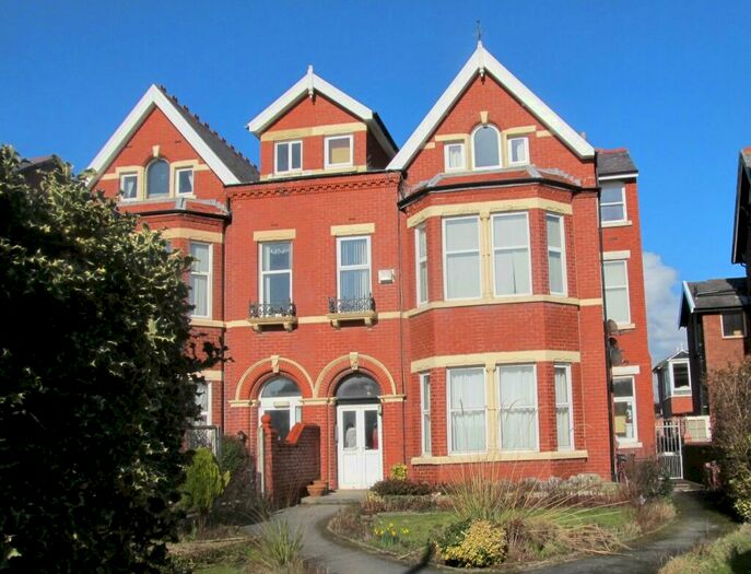 2 Bedroom Flat To Rent In Clifton Drive South, Lytham St.Annes, FY8