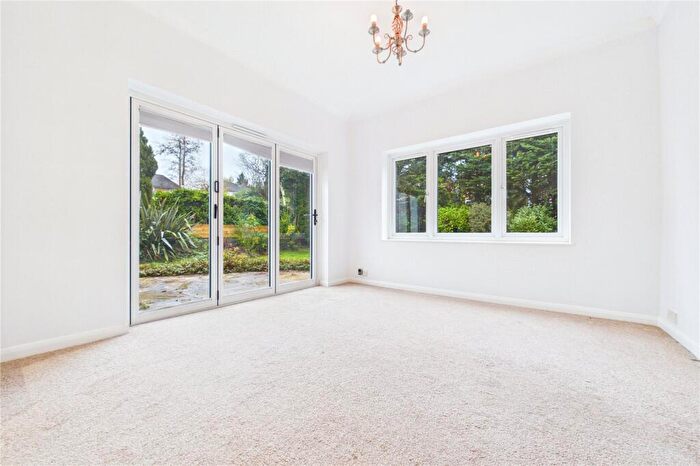 5 Bedroom Detached House For Sale In Ash Lane, Burghfield Common, Reading, Berkshire, RG7