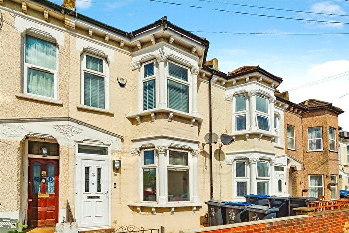 3 Bedroom Terraced House For Sale In Lucerne Road, Thornton Heath, CR7