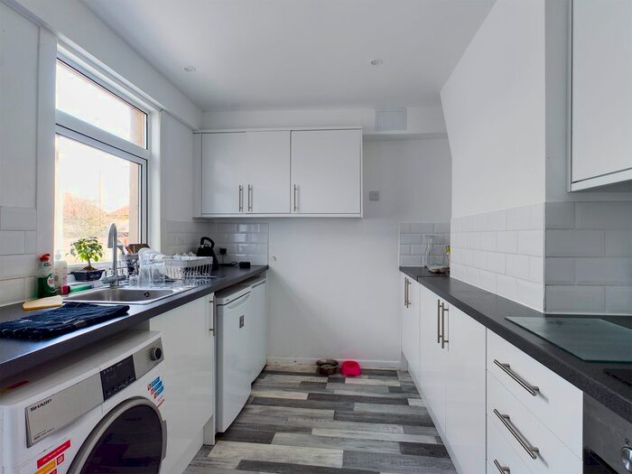2 Bedroom Terraced House To Rent In Lewes Road, Newhaven, BN9