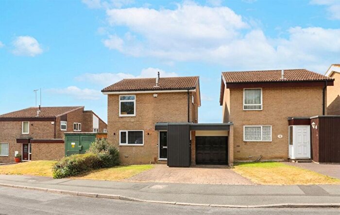 3 Bedroom Link Detached House For Sale In Waterthorpe Rise, Westfield, S20