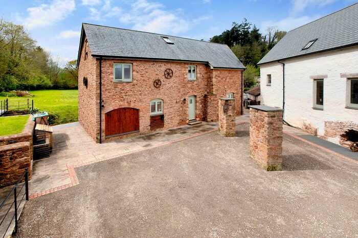 4 Bedroom Barn Conversion To Rent In Roadwater, Watchet, TA23