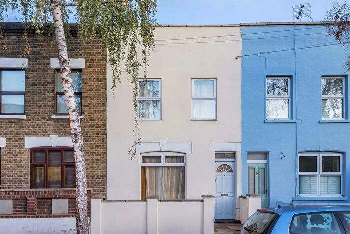 3 Bedroom Terraced House To Rent In Dawlish Road, Leyton, London, E10