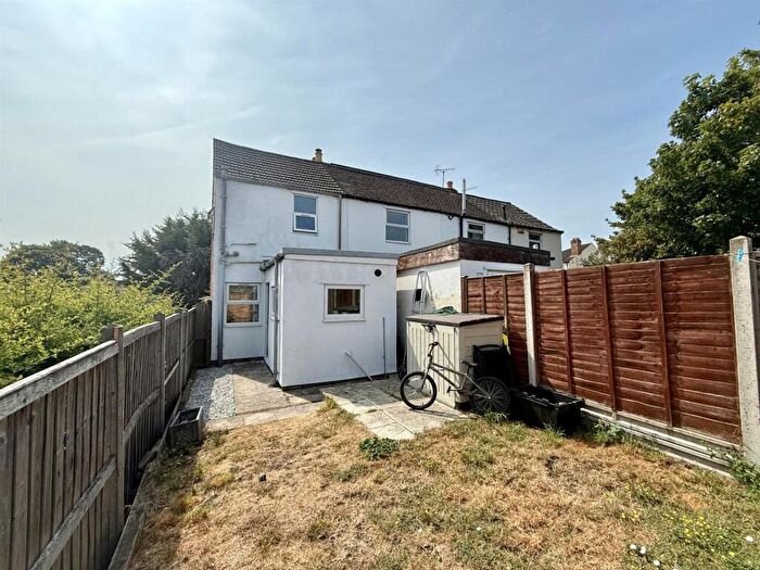 2 Bedroom End Of Terrace House For Sale In Painswick Road, Gloucester, GL4