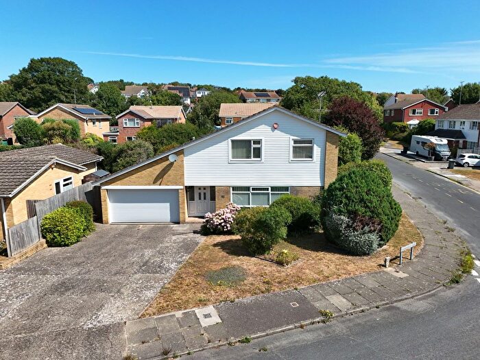 4 Bedroom Detached House For Sale In Hawkhurst Way, Broadstairs, CT10