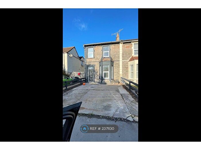 4 Bedroom Semi-Detached House To Rent In Clarendon Road, Weston-Super-Mare, BS23