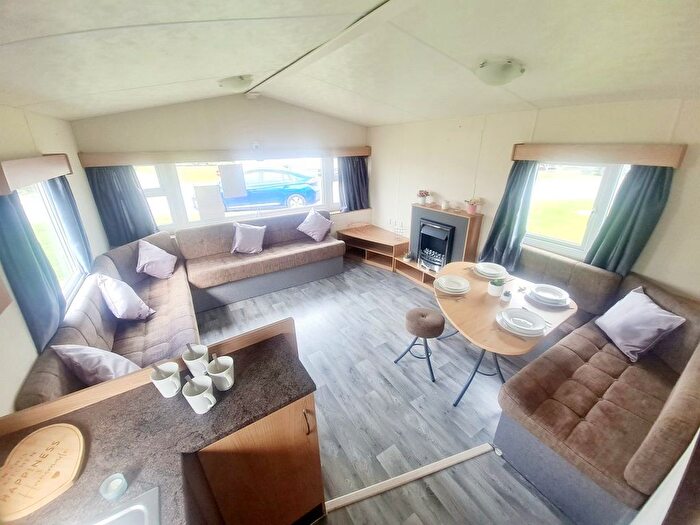 2 Bedroom Park Home For Sale In Dovercourt Haven Caravan Park, Low Road, Harwich, CO12