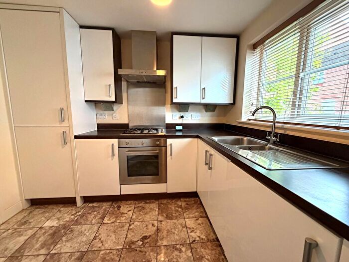 2 Bedroom Maisonette To Rent In Rumbush Lane, Dickens Heath, B90