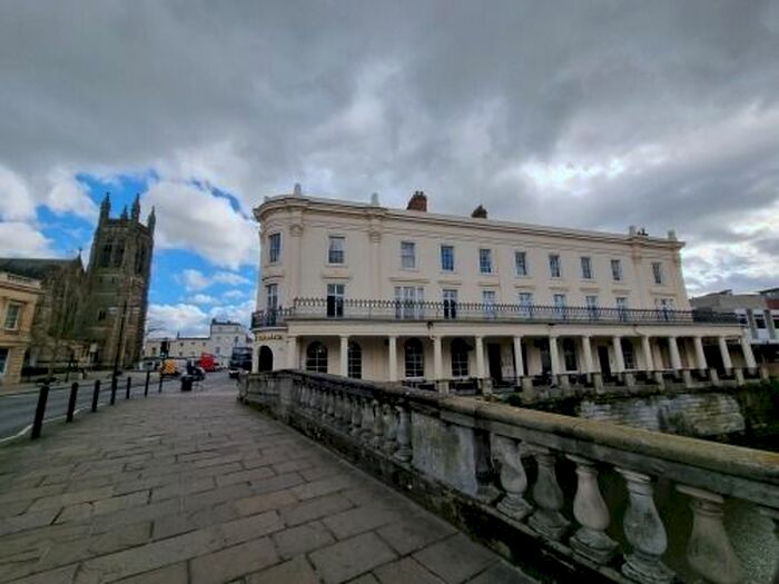 2 Bedroom Flat To Rent In Flat, Victoria Terrace, Leamington Spa, CV31