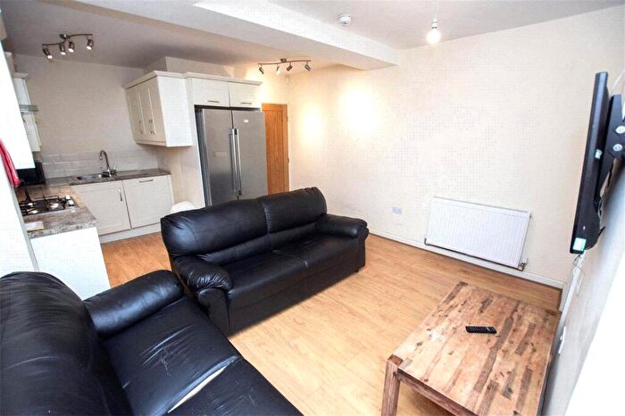 7 Bedroom House To Rent In Heeley Road, Birmingham, B29