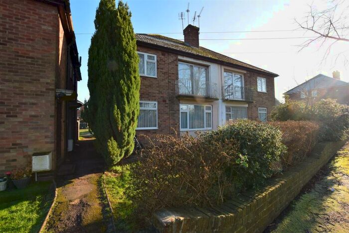2 Bedroom Maisonette To Rent In Sunnybank Avenue Stonehouse Estate Coventry, CV3