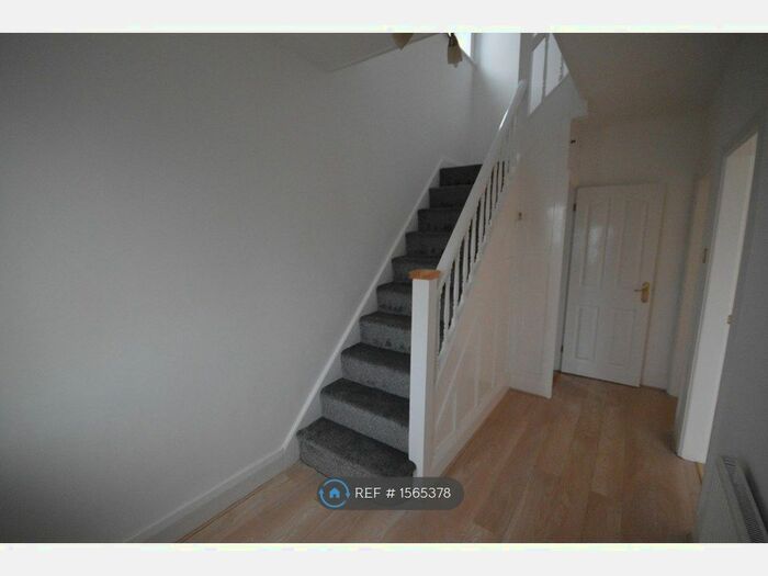 3 Bedroom Semi-Detached House To Rent In Livesey Branch Road, Blackburn, BB2