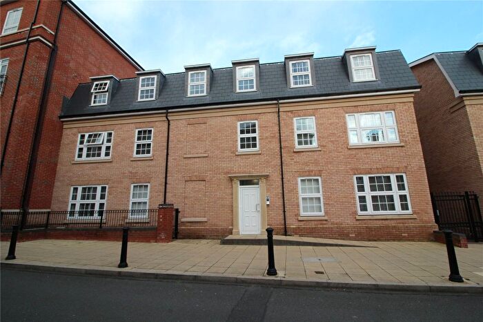 2 Bedroom Flat To Rent In Main Street, Dickens Heath, Shirley, Solihull, B90