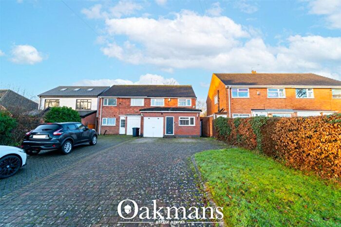3 Bedroom Semi-Detached House For Sale In Aqueduct Road, Shirley, Solihull, West Midlands, B90