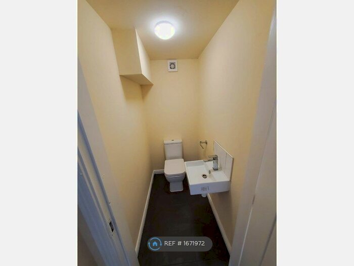 3 Bedroom Semi-Detached House To Rent In Mintor Road, Liverpool, L33