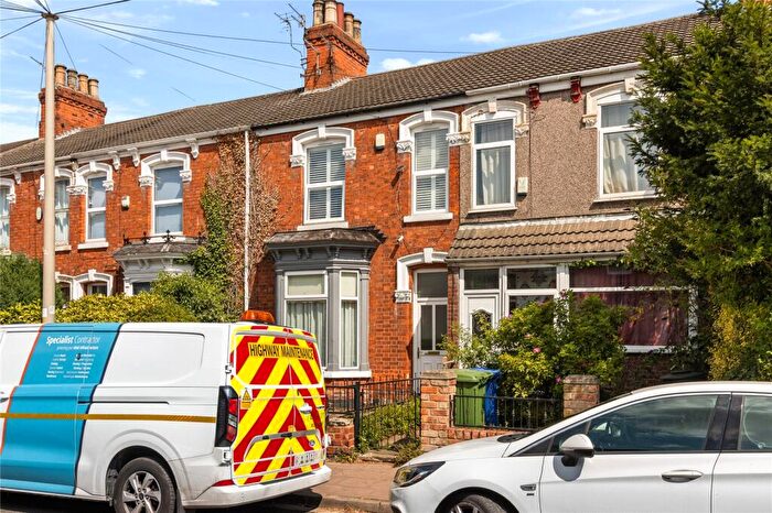 2 Bedroom Apartment For Sale In Chantry Lane, Grimsby, Lincolnshire, DN31