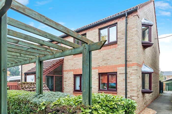 2 Bedroom Flat To Rent In Robingoodfellows Lane, March, PE15