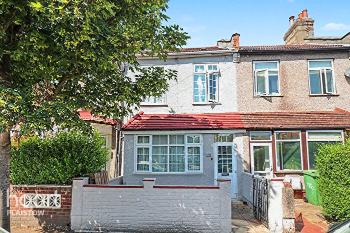 2 Bedroom Terraced House For Sale In Boundary Road Upton Park, London, E13