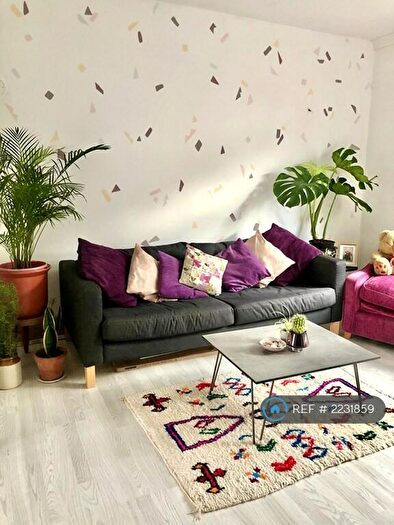 3 Bedroom Terraced House To Rent In Hesperus Crescent, Isle Of Dog, E14