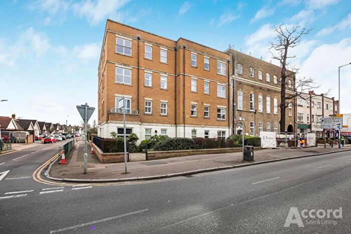 2 Bedroom Flat For Sale In St. Marys Lane, Cirrus Court, RM14