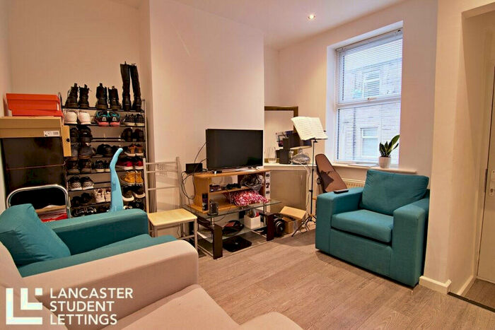 3 Bedroom House To Rent In Melbourne Road, Lancaster, LA1