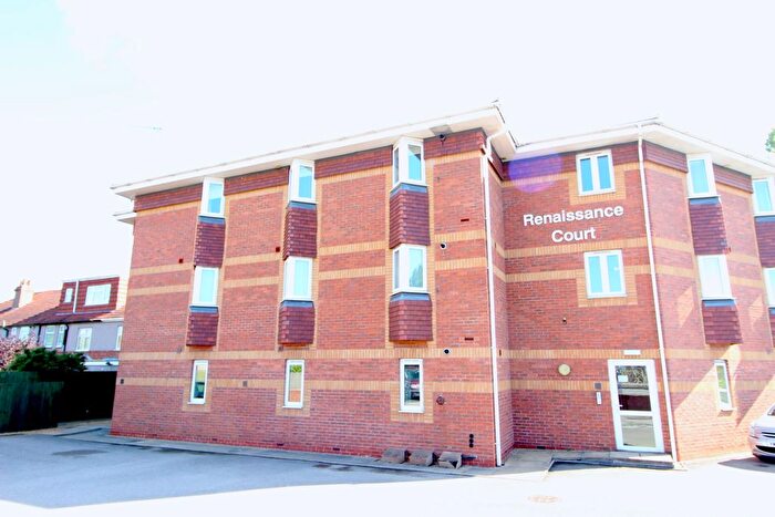 2 Bedroom Flat To Rent In Renaissance Court, Green Lane, Coventry, CV3
