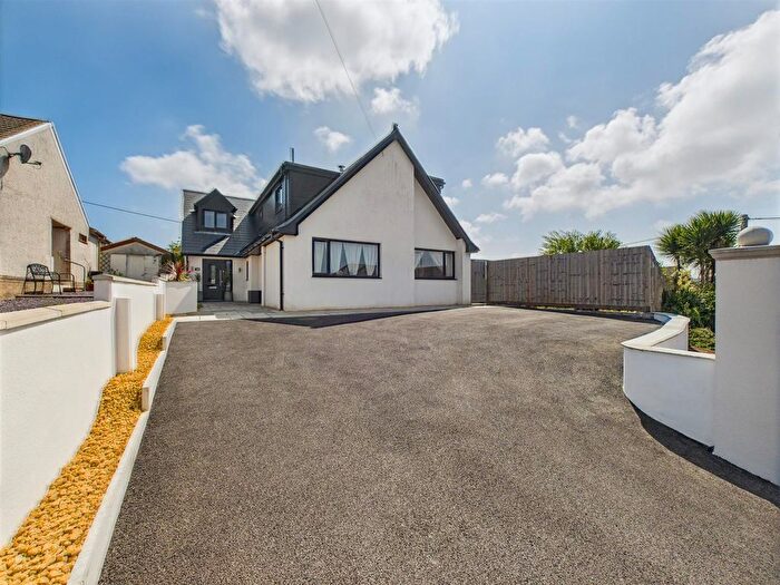 5 Bedroom Detached Bungalow For Sale In Pwll Evan Ddu, Coity, Bridgend, CF35