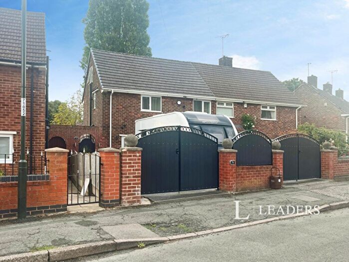 3 Bedroom Semi-Detached House For Sale In Alder Way, Shirebrook, Mansfield, NG20