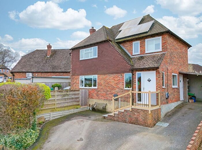 3 Bedroom Detached House For Sale In Harebeating Crescent, Hailsham, BN27