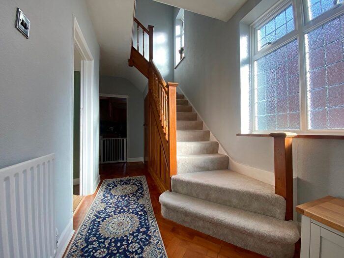 3 Bedroom Property To Rent In Gillmans Road, Orpington, BR5