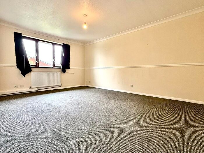 2 Bedroom Flat To Rent In Millhaven Close, Chadwell Heath, RM6