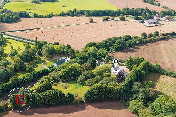 4 Bedroom Equestrian Property For Sale In Station Hill, Fillongley, CV7