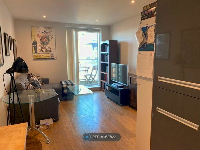 1 Bedroom Flat To Rent In Baquba Building, London, SE13
