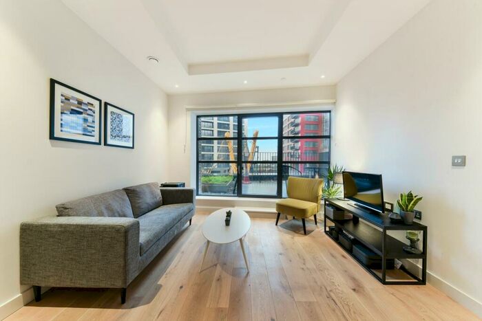 1 Bedroom Apartment To Rent In Amelia House, London City Island, London, E14