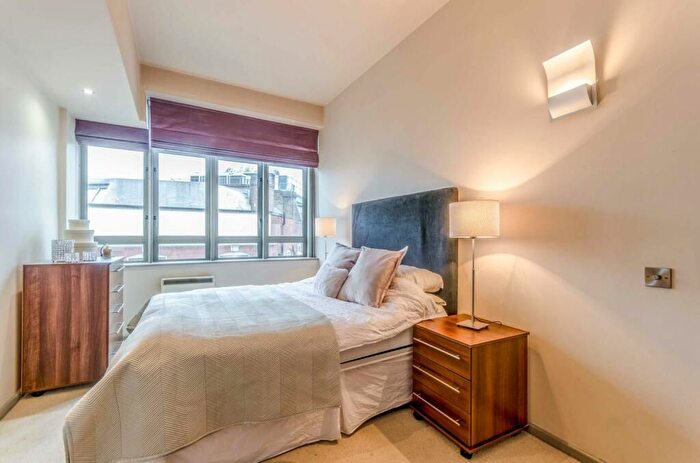 2 Bedroom Flat To Rent In City Road, London, EC1V