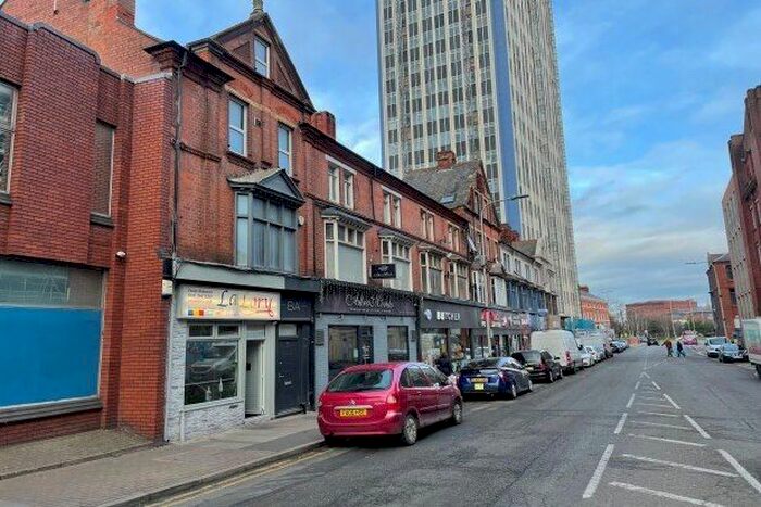 2 Bedroom Maisonette To Rent In A Humberstone Road, Leicester, LE5