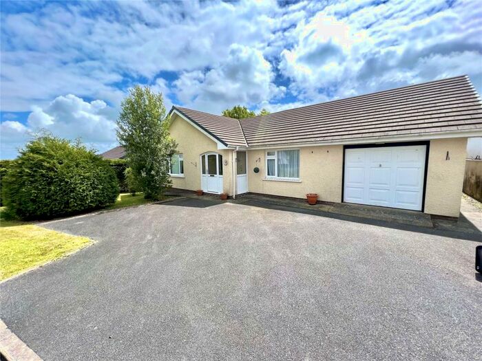 3 Bedroom Bungalow For Sale In Bro Gorwel, Bryngwyn, Newcastle Emlyn, SA38