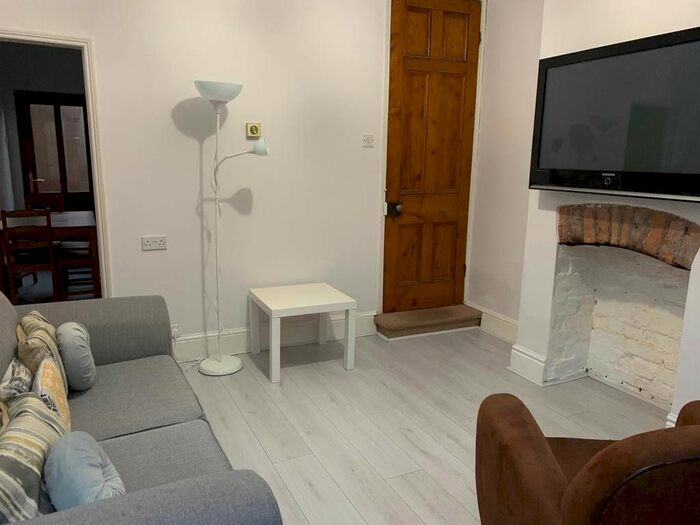 2 Bedroom Terraced House To Rent In Hawthorn Street, York, YO31