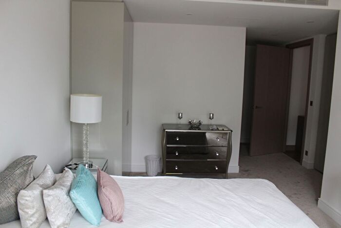 3 Bedroom Flat To Rent In Tierney Lane, London, W6