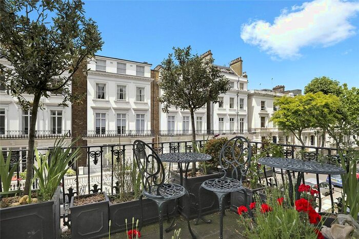 1 Bedroom Flat To Rent In Radford House, Pembridge Gardens, London, W2