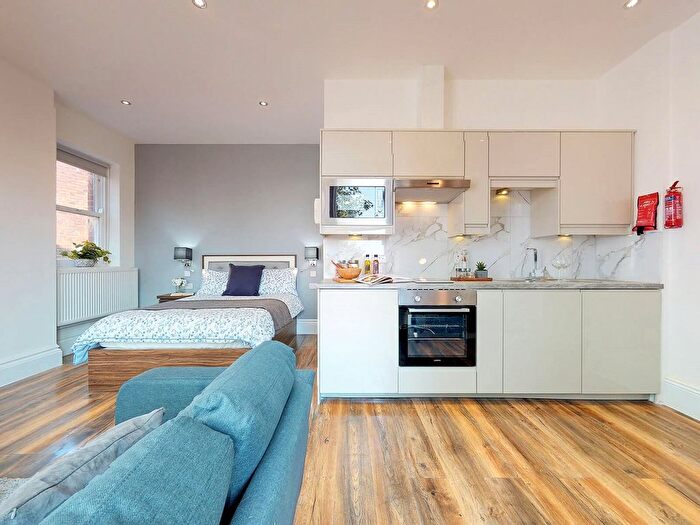 Studio To Rent In Apt, Clarendon Road #, LS2