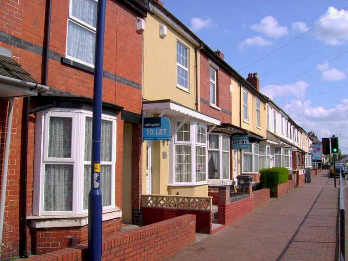 3 Bedroom Terraced House To Rent In Dudley Road, Blakenhall, Wolverhampton, WV2