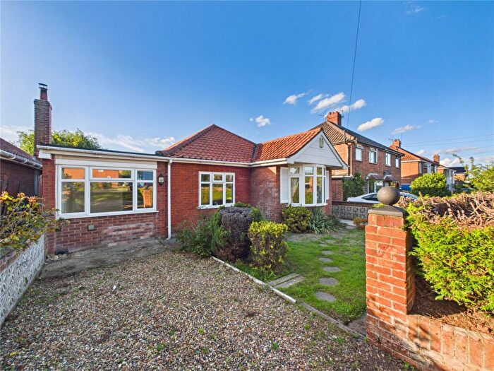 4 Bedroom Bungalow For Sale In North Walsham Road, Norwich, Norfolk, NR6