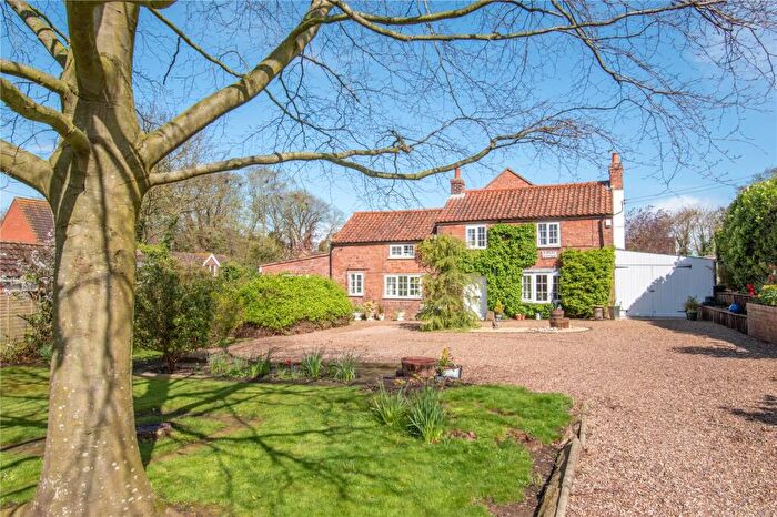 3 Bedroom Detached House For Sale In Spruce Lane, Ulceby, North East Lincs, DN39