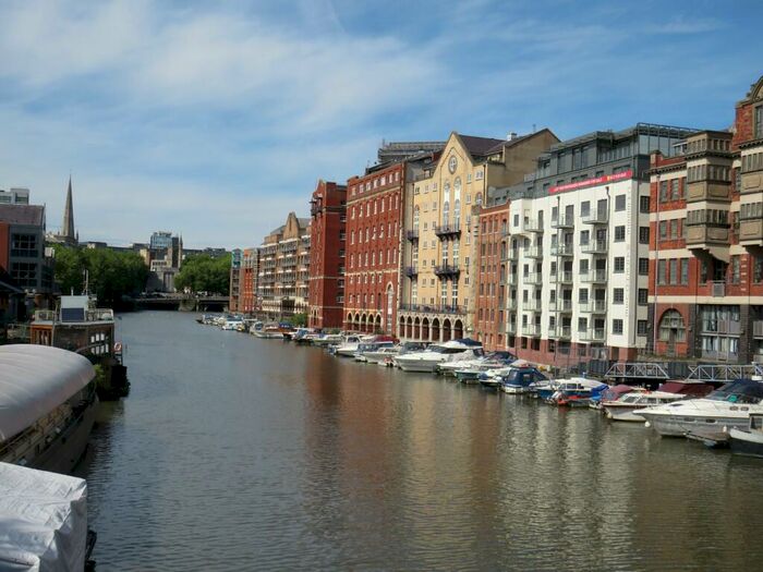 2 Bedroom Apartment To Rent In Redcliffe, Huller And Cheese, BS1