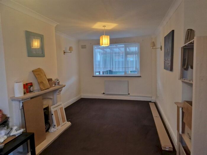 3 Bedroom Property To Rent In Cromwell Road, Hayes, UB3
