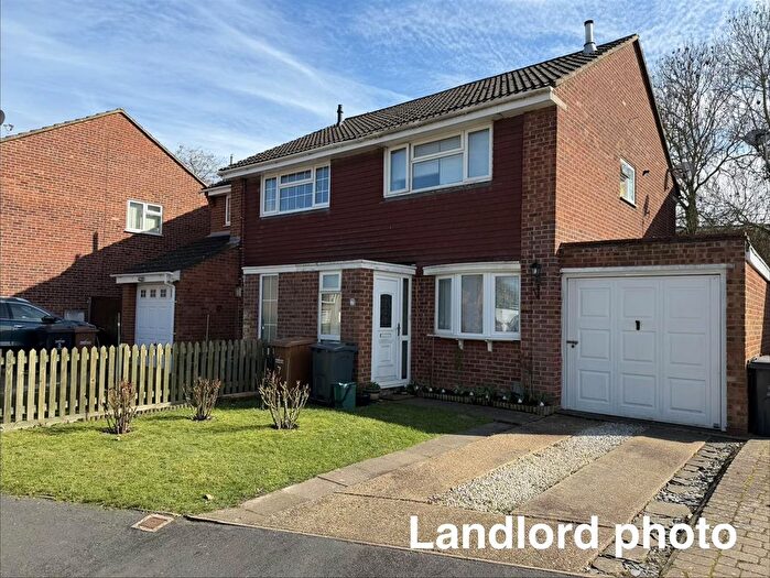 2 Bedroom Semi Detached House For Sale In Chapman Road, Stevenage, SG1