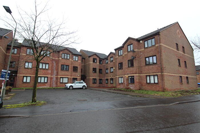 2 Bedroom Flat To Rent In Mahon Court, /, Moodiesburn, G69