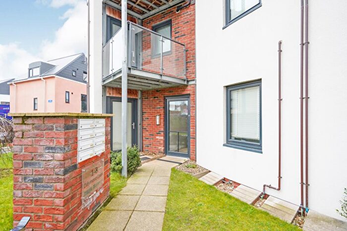 2 Bedroom Flat For Sale In Dalymond Court, Edward Street, Norwich, Norfolk, NR3